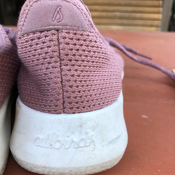 Allbird shoes tree runners, lightweight breathable, washable. Sz 7. Mauve color - Picture 4 of 6